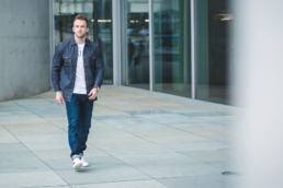 outdoorportraits bewerbungsfotos businessfotos xing linkedin setcard berlin mitte premium spezialpreis portraits charakter style 06